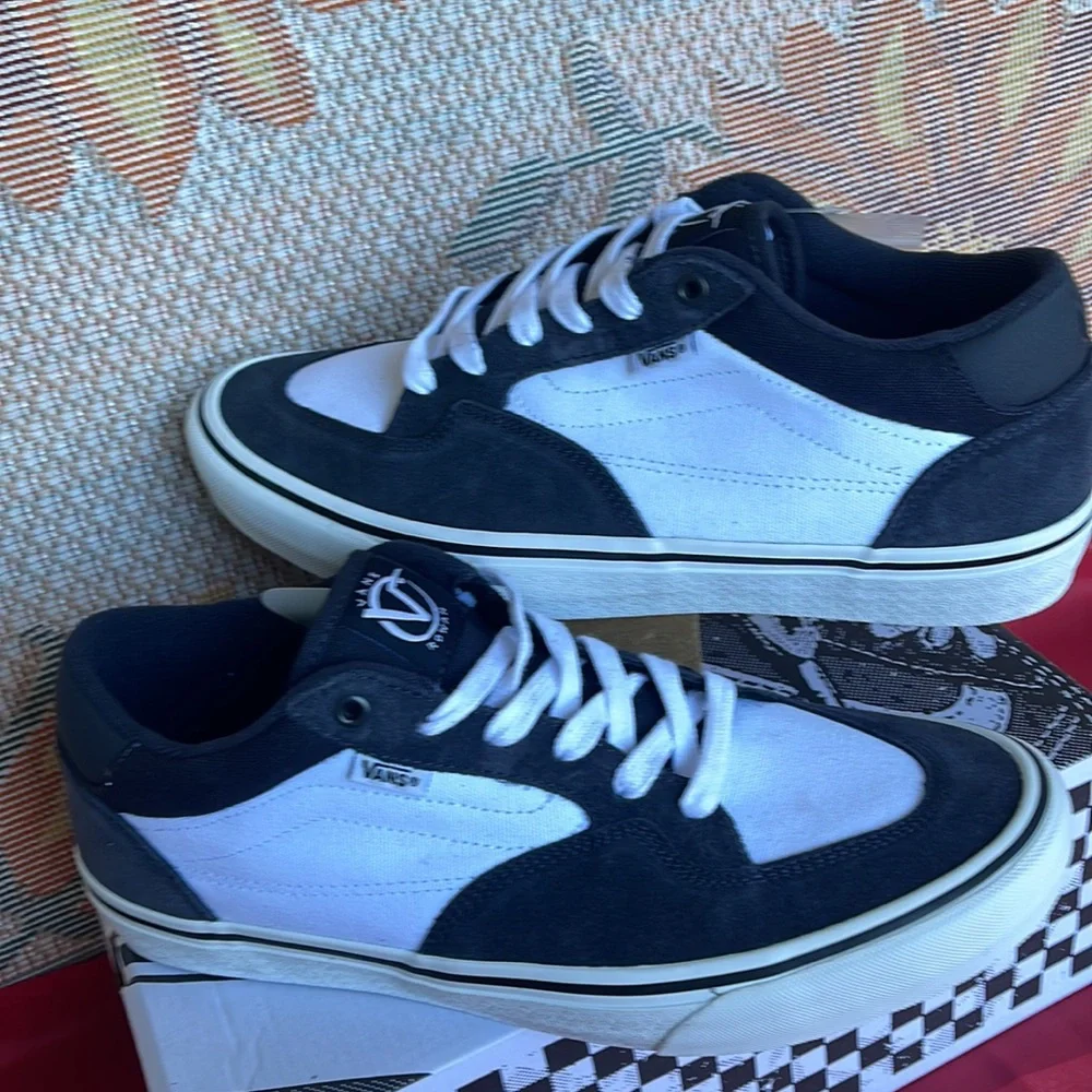 Vans Men’s Rowan Dark Navy/White VN0A5JICCZP Sneakers